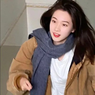 防暴女孩海报